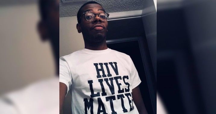 Este hombre gay quiere recordar que "las vidas del VIH importan"