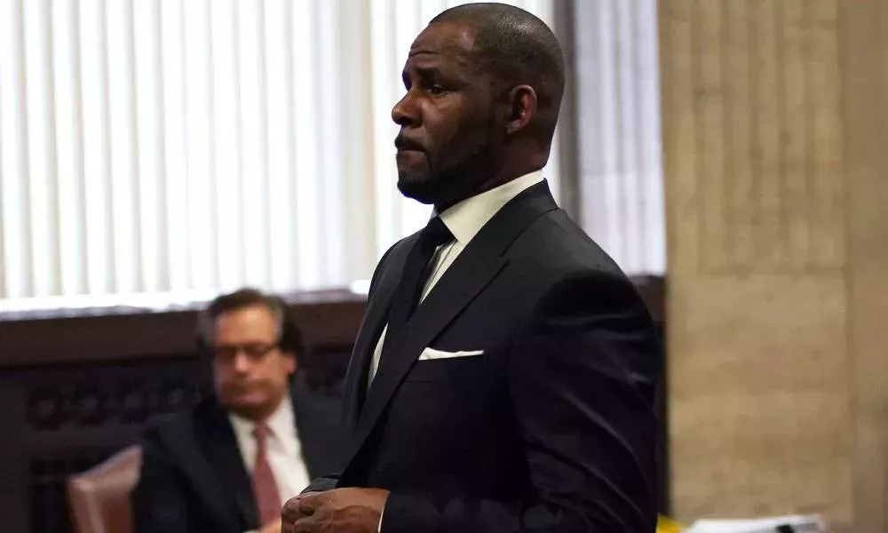 R Kelly podría enfrentarse a la cadena perpetua tras el veredicto de culpabilidad: 'Utilizó su fama para aprovecharse de los jóvenes'