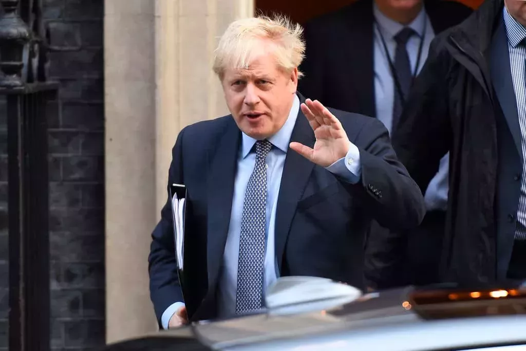 Boris Johnson, criticado por confundir de nuevo el VIH y el sida: 