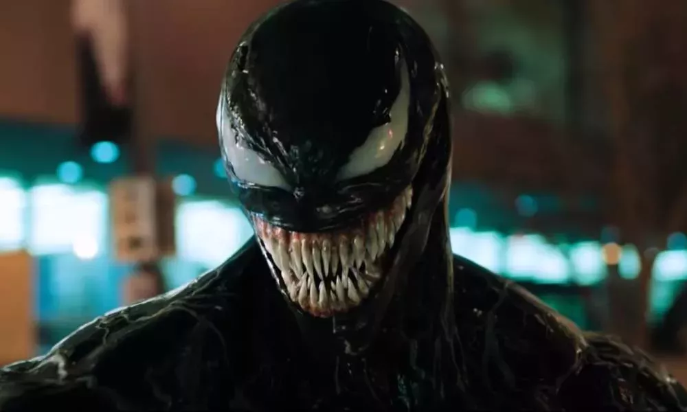El protagonista de Venom, Tom Hardy, opina sobre la condición de icono LGBT+ del simbionte