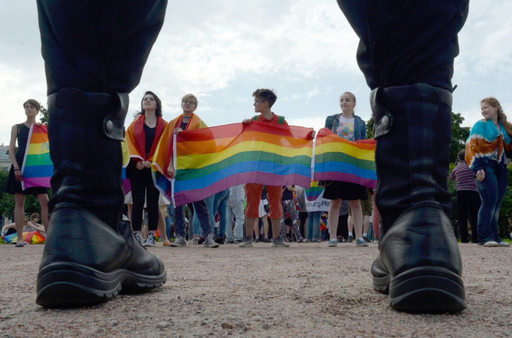 El tribunal ruso prohíbe un movimiento homófobo llamado Male State