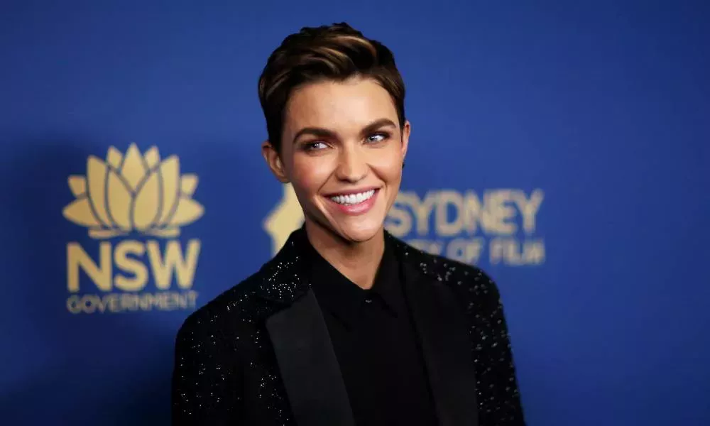 Ruby Rose hace explosivas acusaciones sobre el tóxico y peligroso set de Batwoman y sus horripilantes heridas