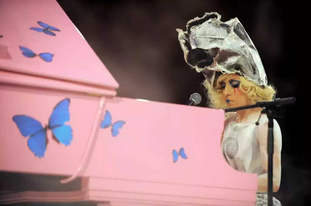 7 datos sobre Fame Monster, el álbum de Lady Gaga que no quería publicar