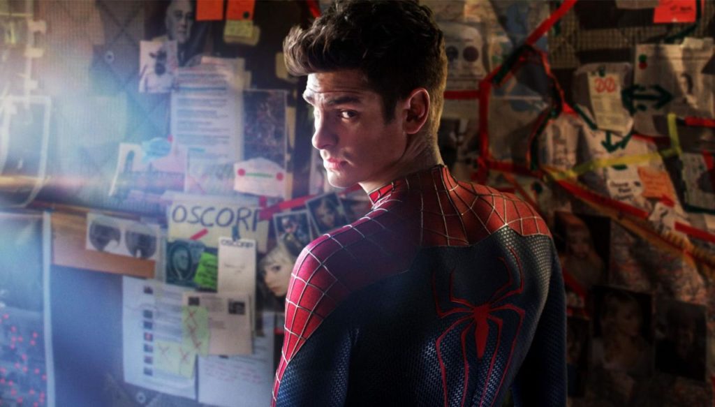 Andrew Garfield fue presionado para disculparse por sugerir un Spiderman bisexual