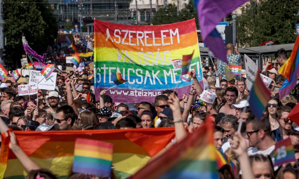 El presidente de Hungría lleva diez años atacando al colectivo LGTB+