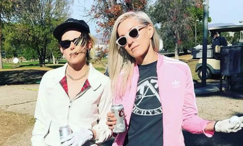 Kristen Stewart anuncia su compromiso con su novia Dylan Meyer: