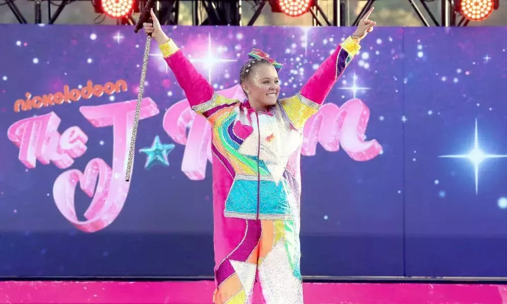 6 veces en las que la ic&oacute;nica JoJo Siwa nos ha dejado boquiabiertos con su estilo sin esfuerzo