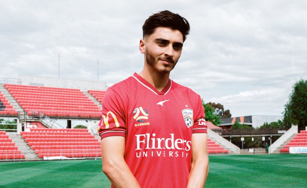 El hermano del futbolista Josh Cavallo dice que nunca le había visto tan feliz