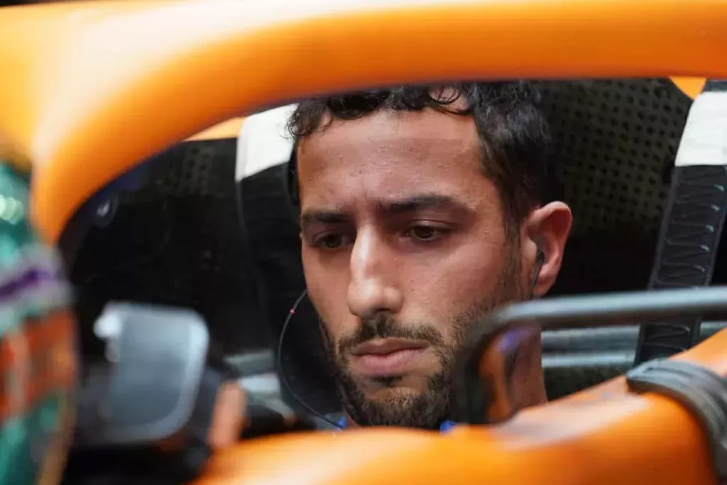 El piloto de F1 Daniel Ricciardo es criticado por sus 