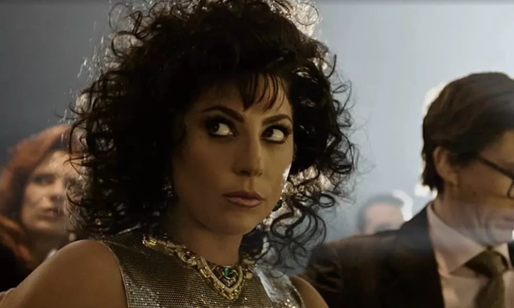 Las 10 mejores películas de 2021: Desde la historia vital queer hasta el melodrama camp y la erótica de monjas lesbianas