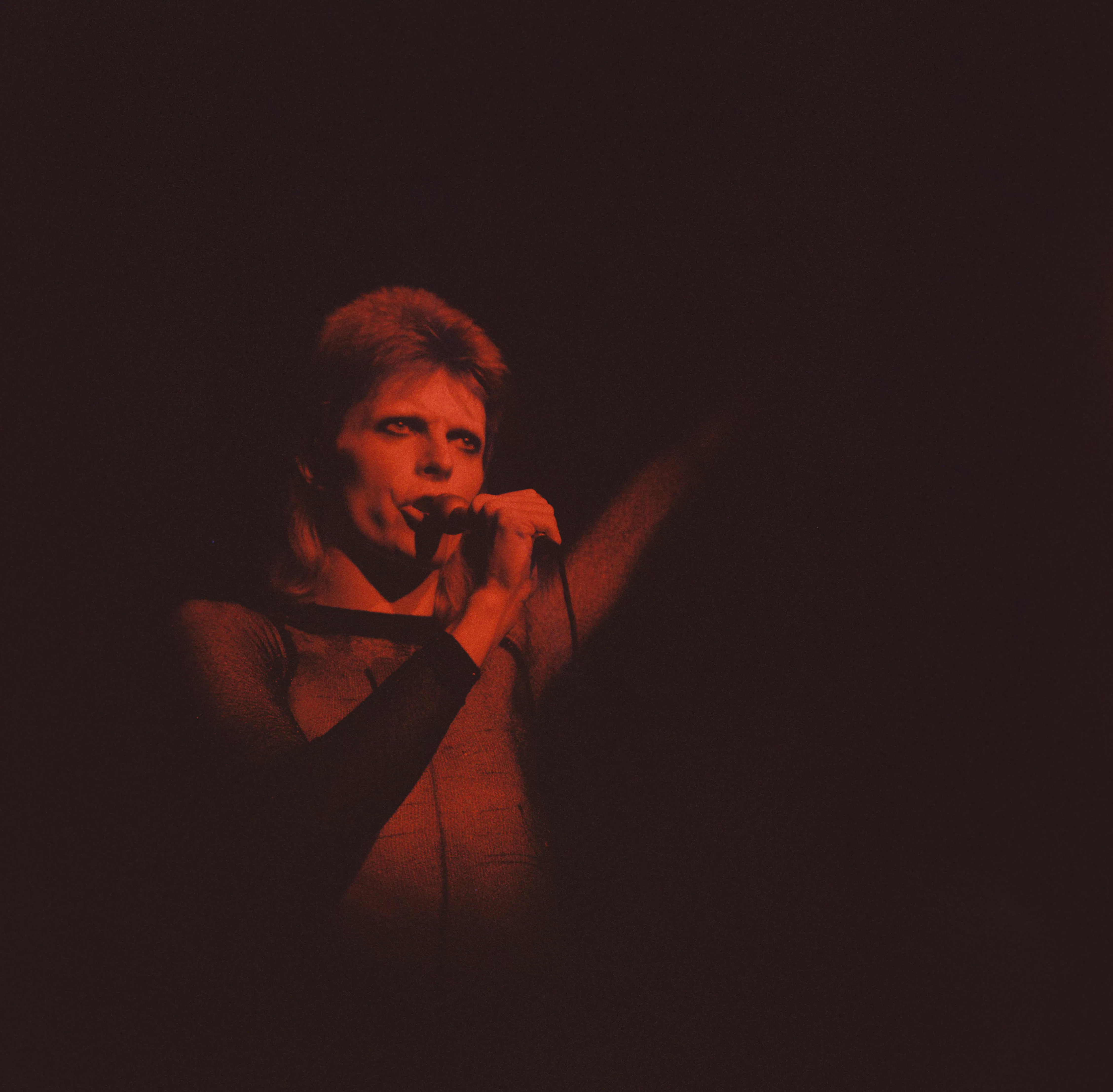 11 momentos de David Bowie, cuyo legado LGBT+ sigue vivo.