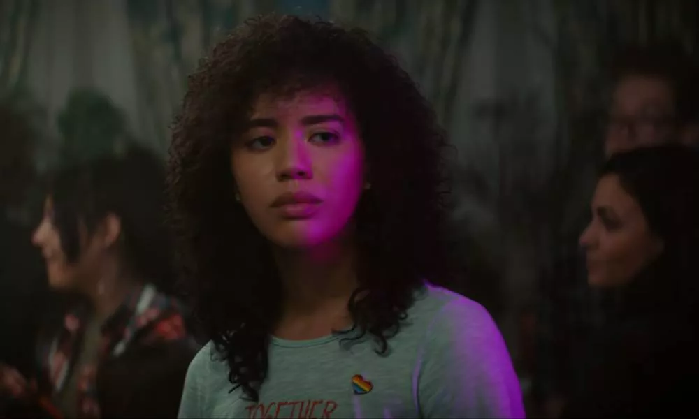 Interpretar el primer personaje homosexual de Scream es 