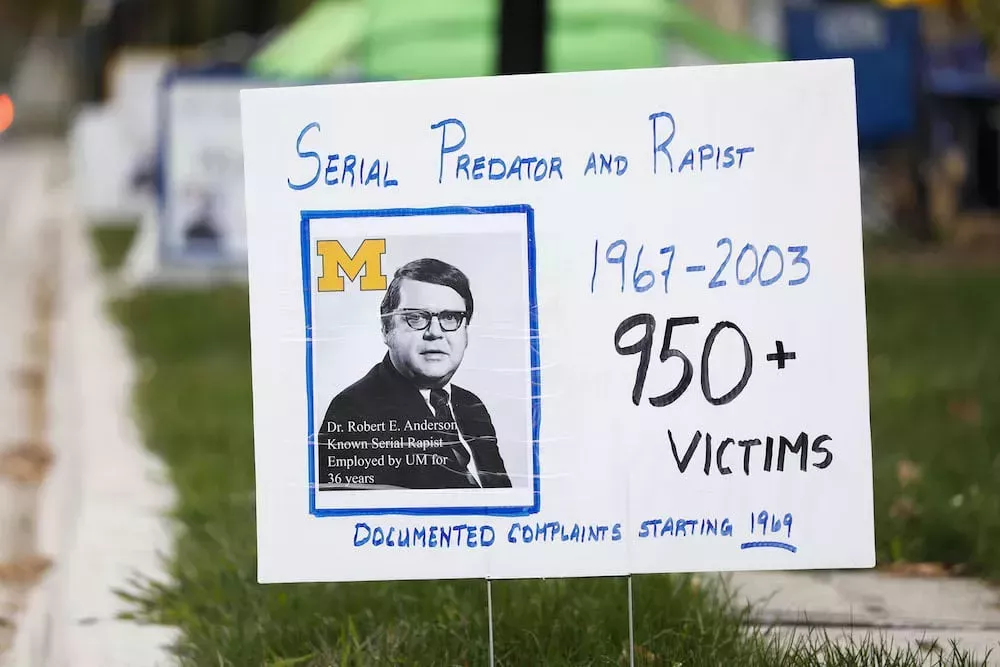 La Universidad de Michigan pagará 500 millones de dólares a las víctimas de abusos sexuales de un médico monstruo en medio de una denuncia por 