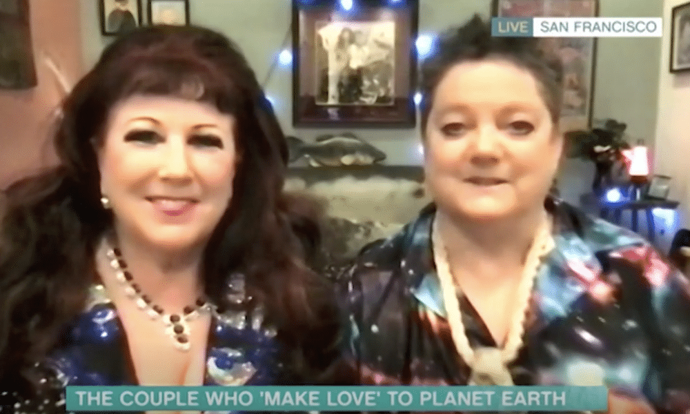 Conoce a esta pareja ecosexual y cómo se relaciona con el planeta Tierra