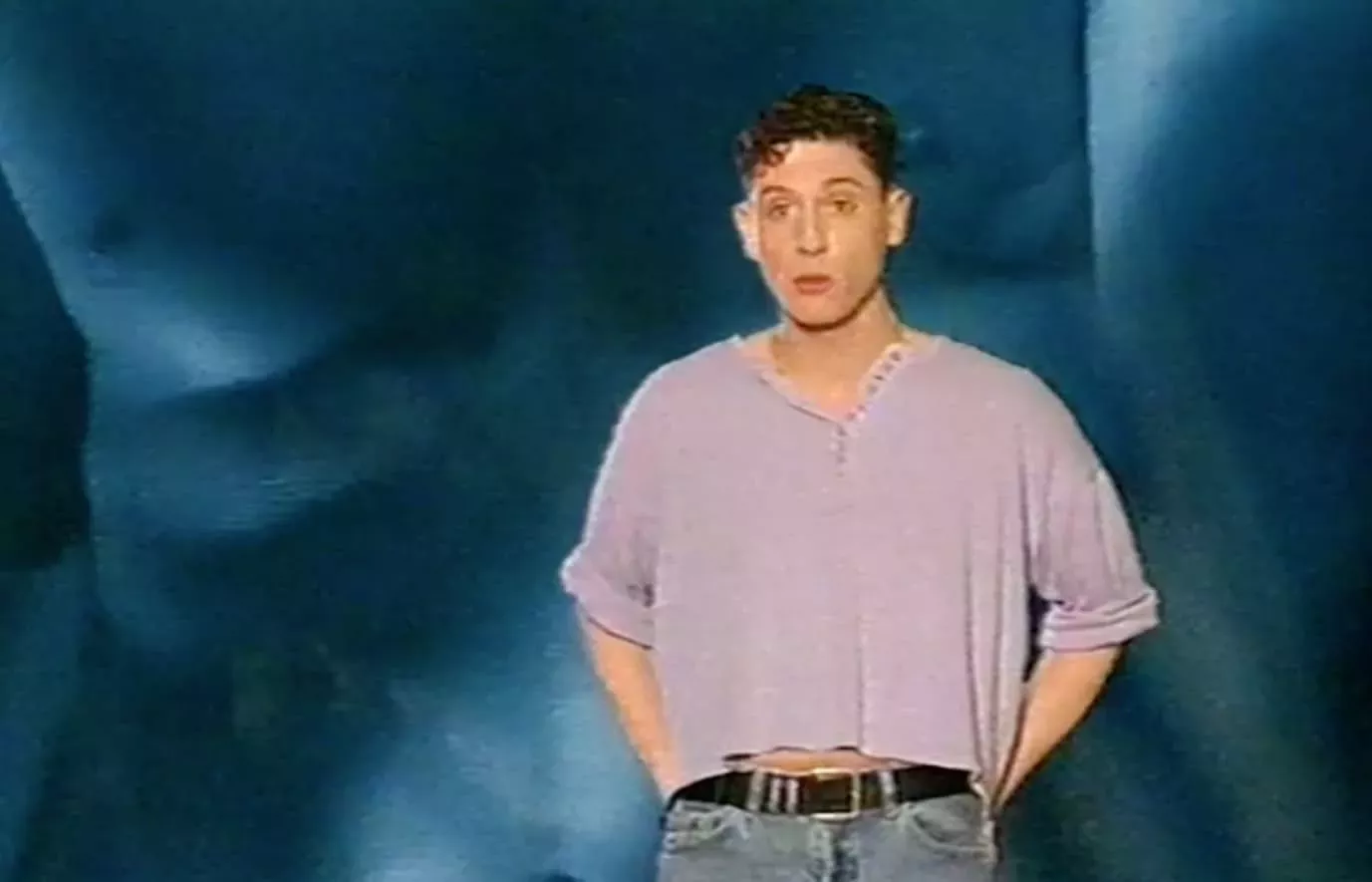 Guía del hombre gay para un sexo más seguro: Cómo una tierna y explícita película de educación sexual humanizó el VIH en los años 90