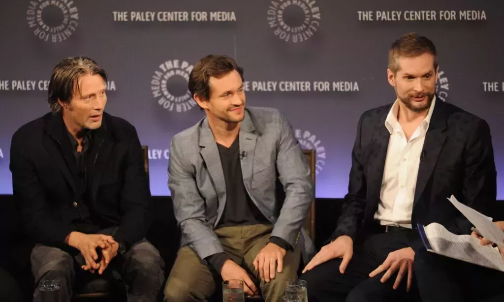 Mads Mikkelsen, el guapo de Hannibal, dice que besó a Will Graham en una escena descartada