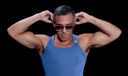 ¡Tony no va a bajar!