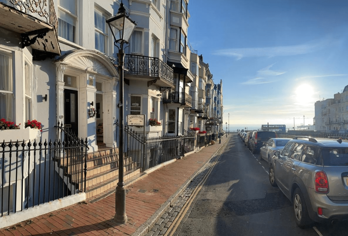 7 hoteles únicos, asequibles y de propiedad LGBT+ en Brighton para reservar en 2022