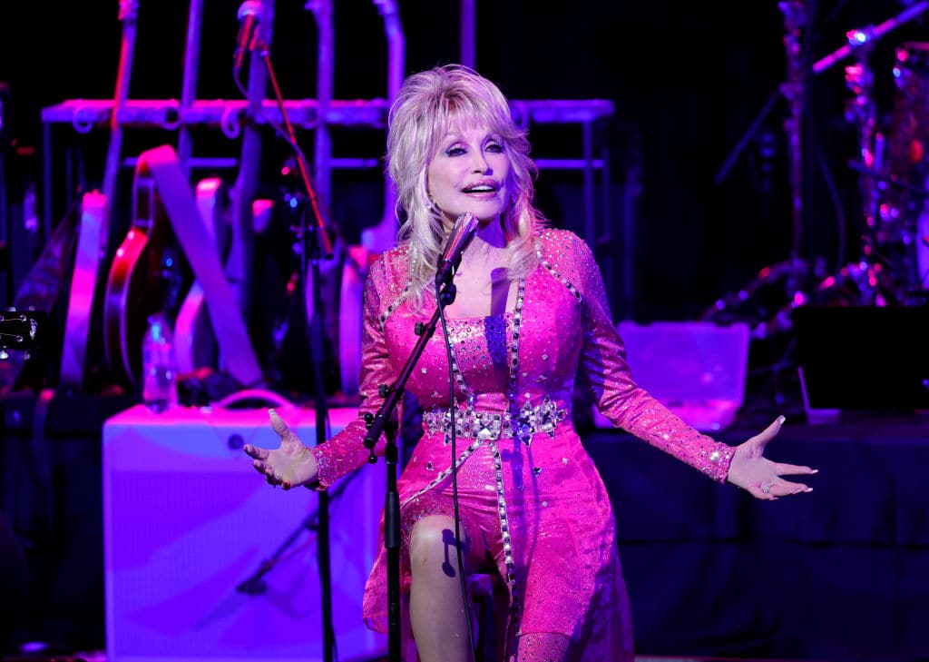 Dolly Parton protagonizará la versión cinematográfica de su novela 'Run, Rose, Run'