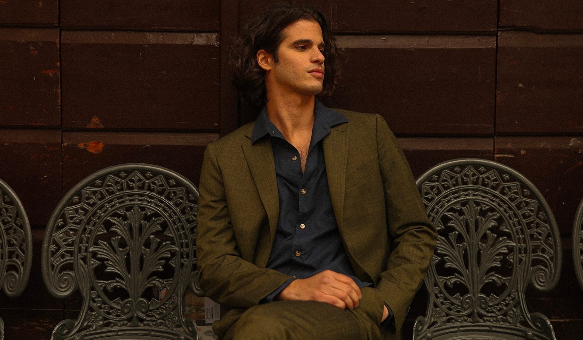 Por qué necesitas un traje verde y cómo llevarlo