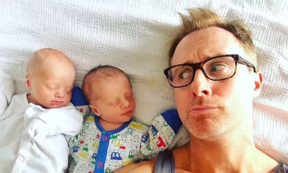 Ian 'H' Watkins, de Steps, responde con clase a los