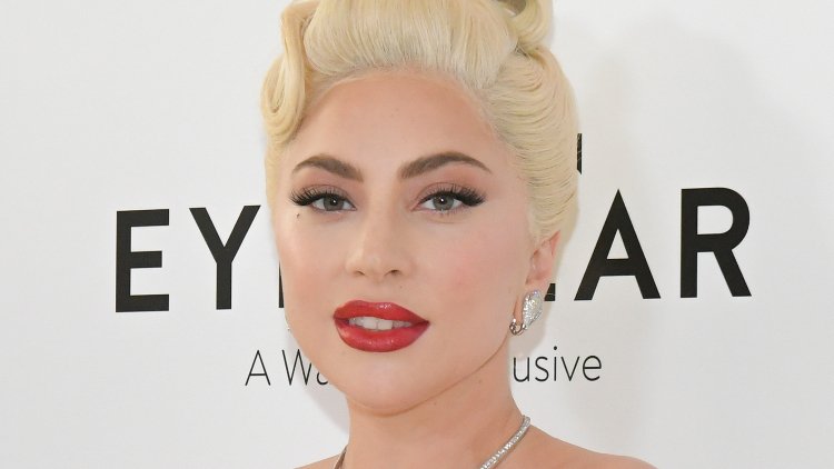 Lady Gaga se salta la alfombra roja de los Oscars 2022
