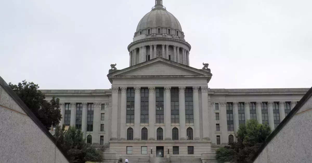 Oklahoma y Arizona prohíben a los alumnos transgénero practicar deportes femeninos