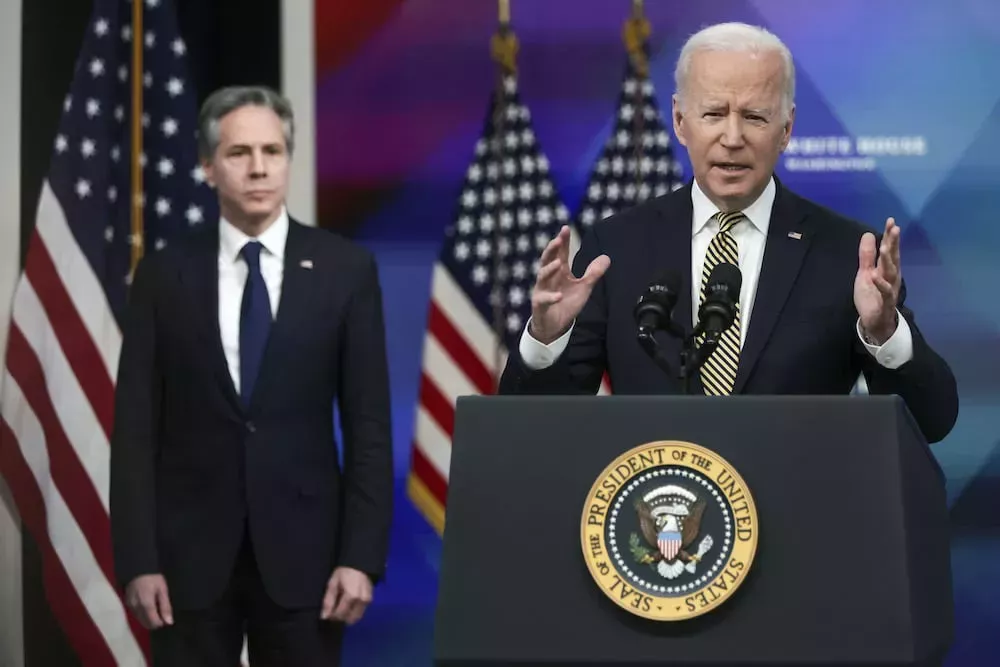 Representantes de EE.UU. instan a Joe Biden a proteger a los ucranianos LGBT+ 
