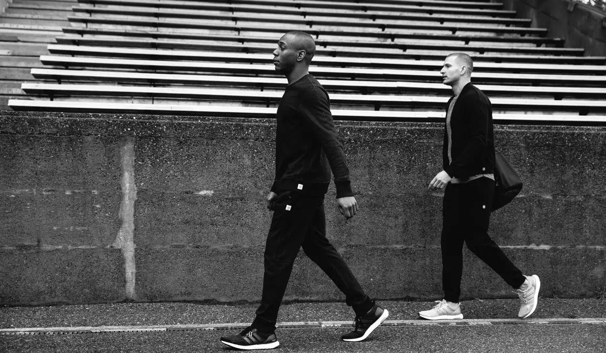 7 formas de llevar los pantalones de deporte con estilo