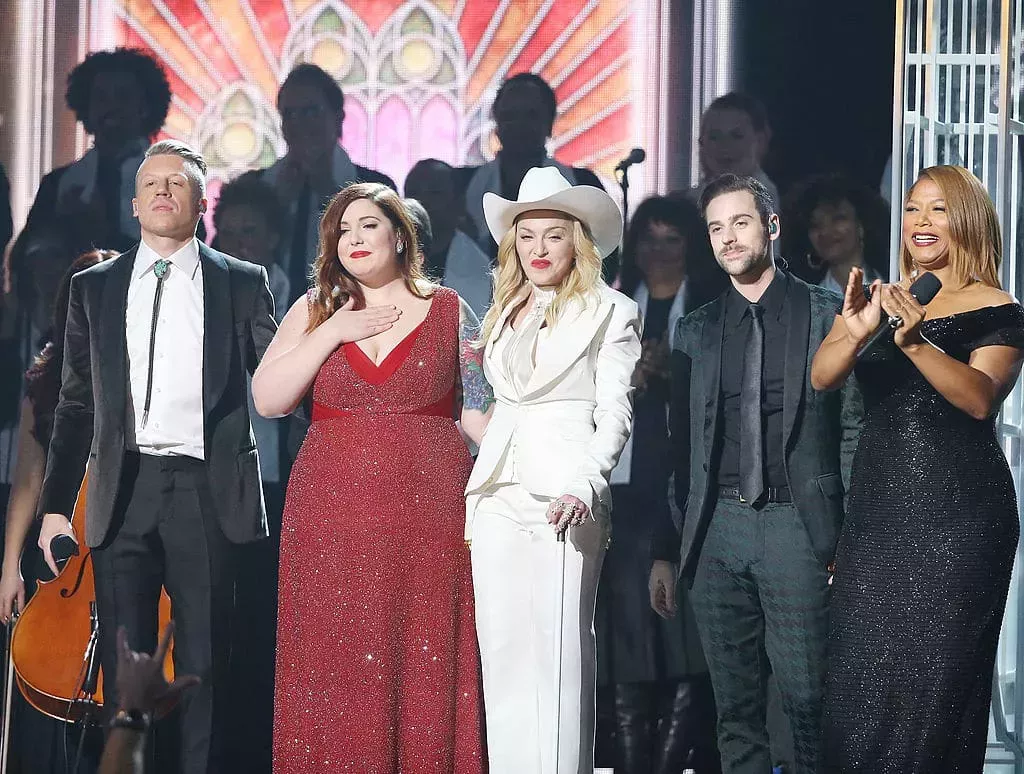 7 momentos LGBT+ de los Grammys, desde bodas masivas de homosexuales hasta actuaciones icónicas