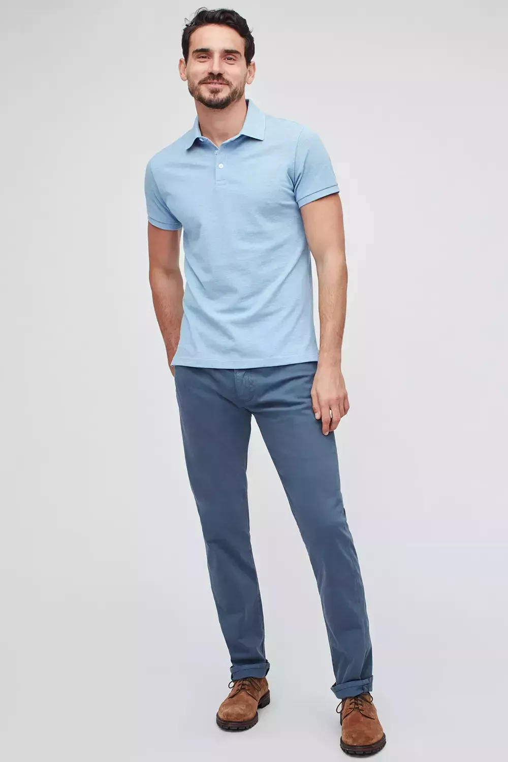 Cómo llevar un polo: 6 sofisticados conjuntos para hombres