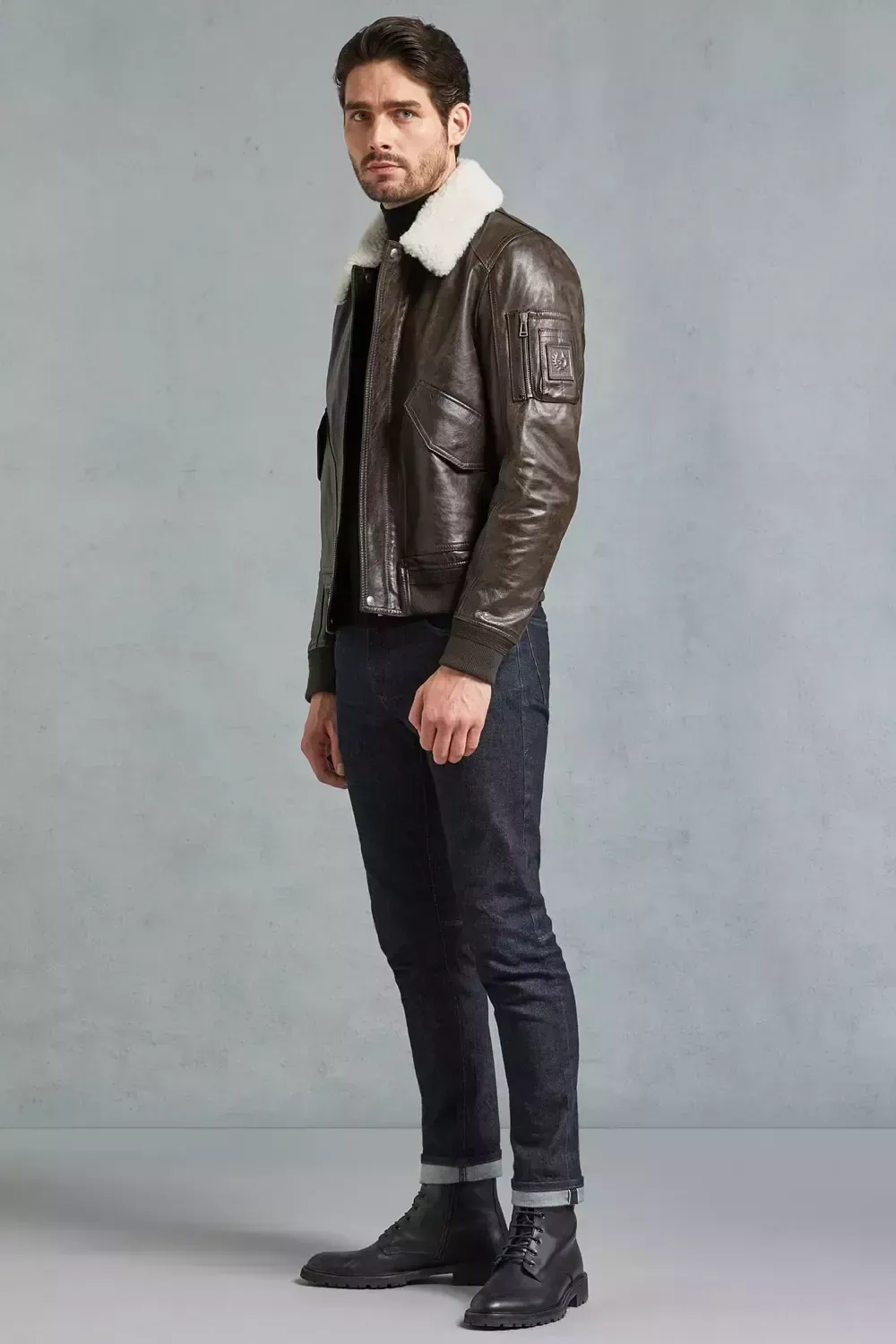 Cómo llevar una chaqueta de cuero: 5 conjuntos elegantes y modernos para hombres