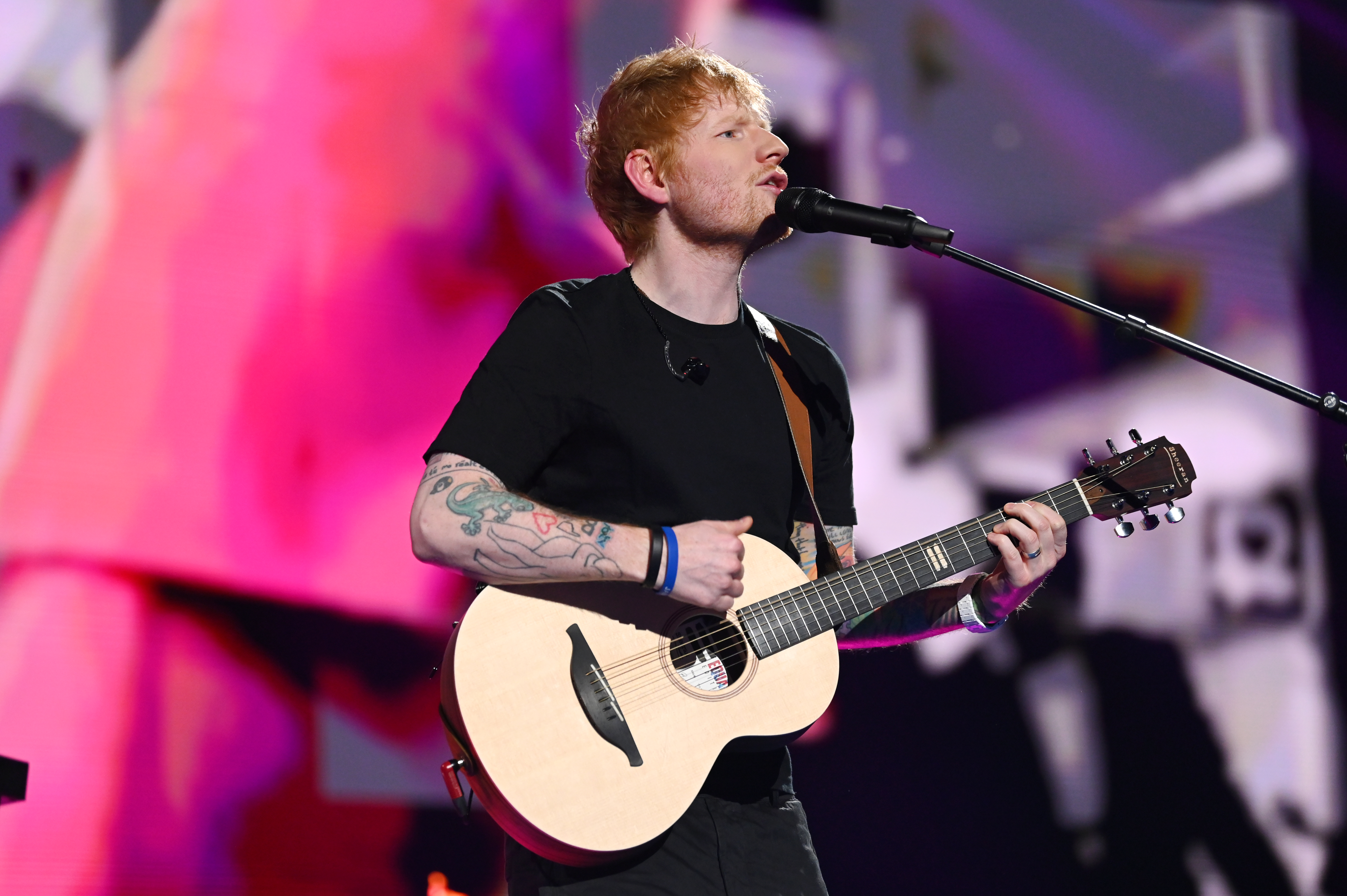 Ed Sheeran gana la demanda por derechos de autor de "Shape of You"
