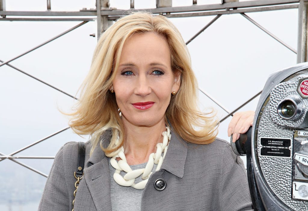 JK Rowling se reúne con activistas anti trans