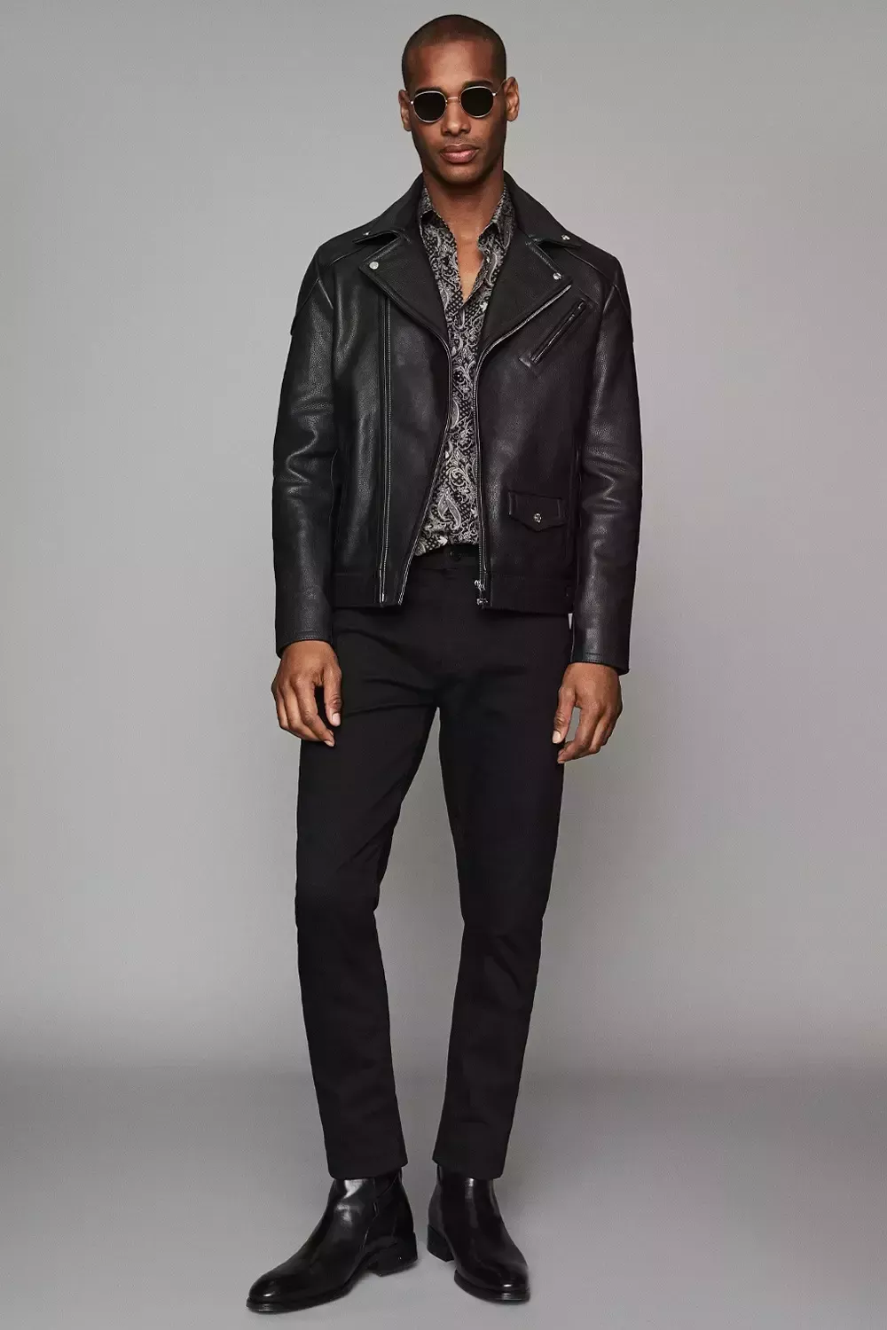 Las mejores formas de llevar botas con vaqueros: Conjuntos elegantes para hombres