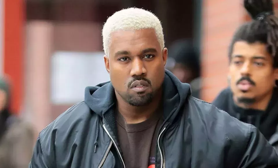 Los mejores peinados rubios para hombres que no te harán parecer un villano de Bond