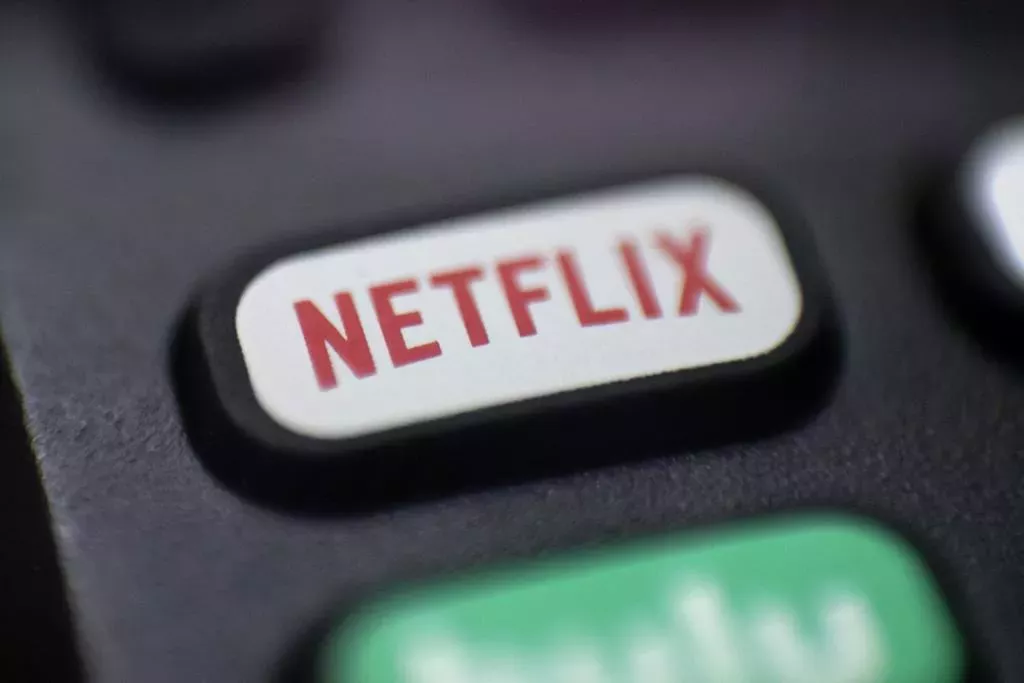 Netflix podría prohibir las cuentas compartidas tras perder 200.000 suscriptores - Nacional | Globalnews.ca
