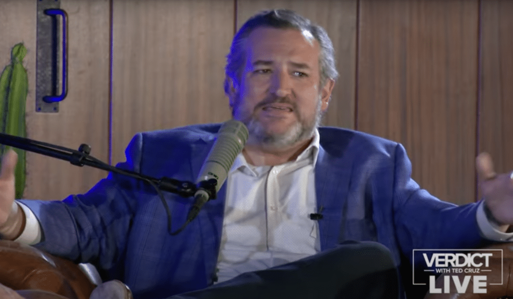 Ted Cruz se burla de Disney con una broma homófoba