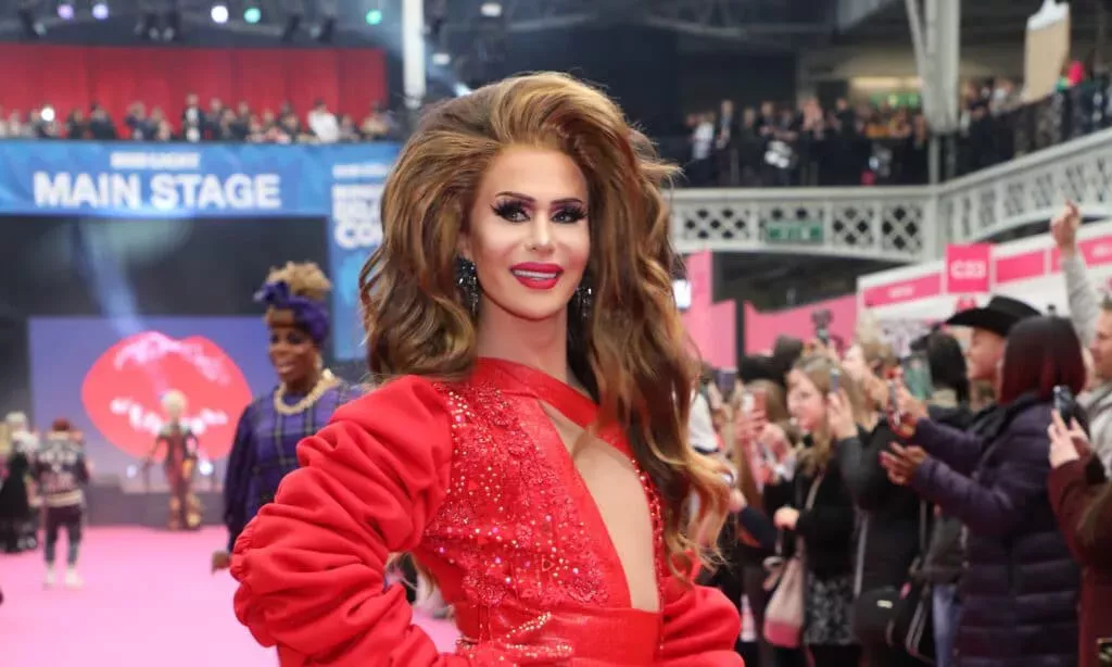 Trinity the Tuck, de Drag Race, se declara trans no binaria y comparte su