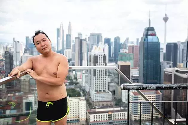 13 valientes malasios se unen a una sesión de fotos íntima para maricas en un país donde la homosexualidad es ilegal