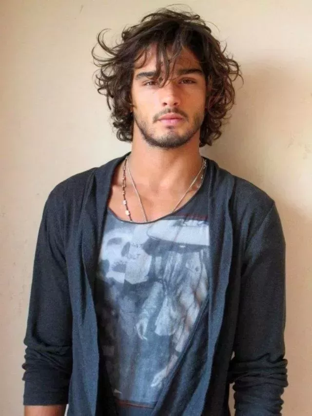 Cómo lucir el cabello en la cama sin parecer que has renunciado a la vida