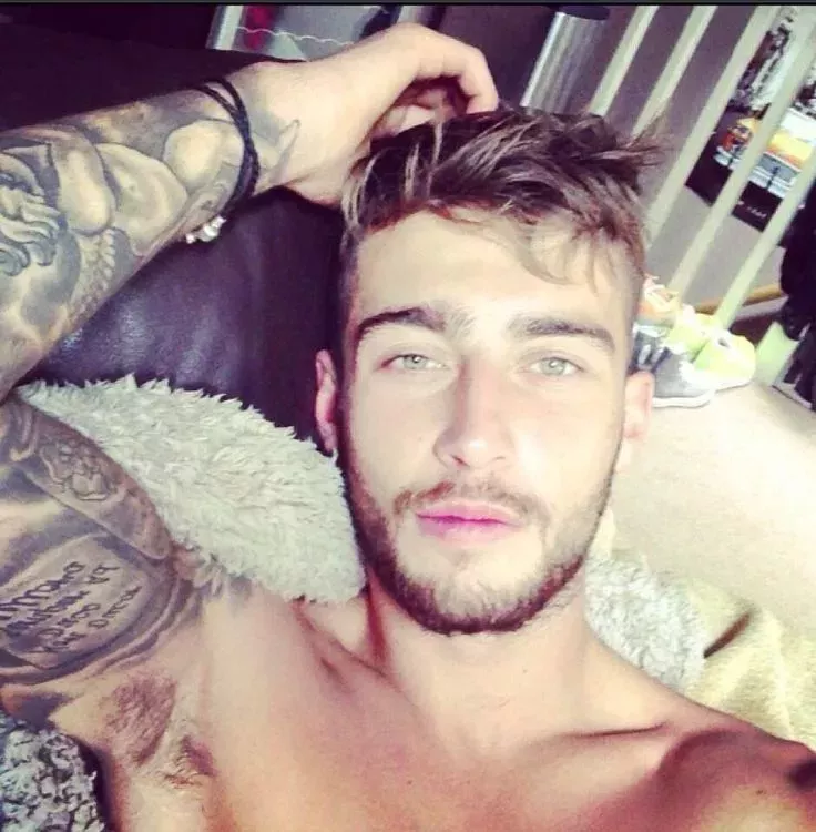 Cómo lucir el cabello en la cama sin parecer que has renunciado a la vida