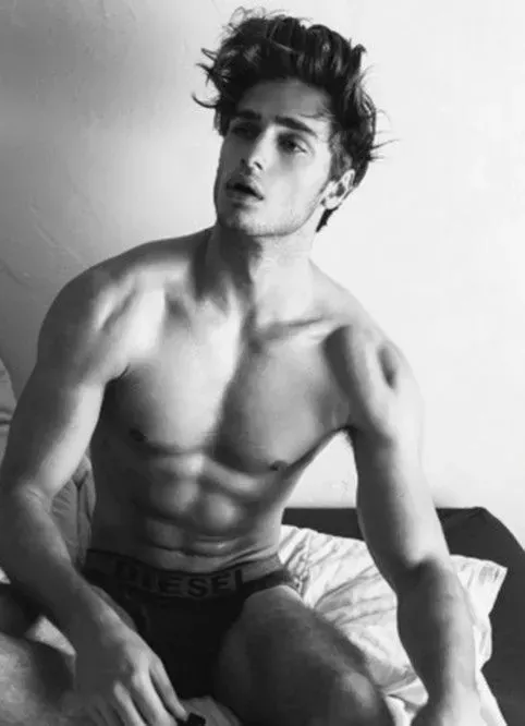 Cómo lucir el cabello en la cama sin parecer que has renunciado a la vida