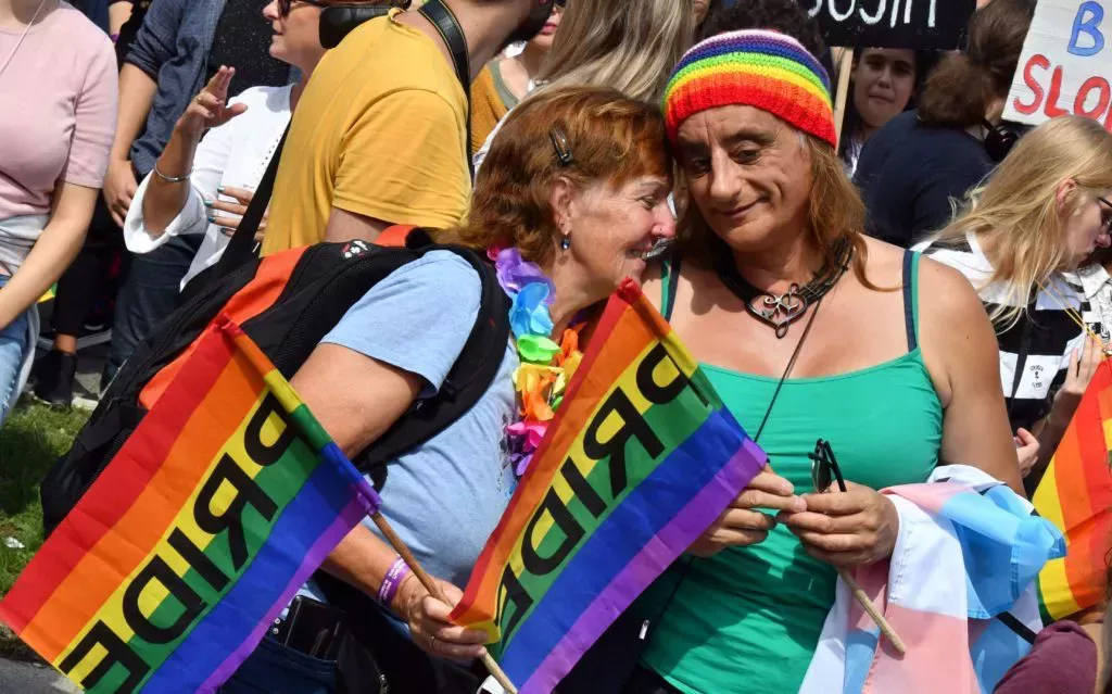 El diputado bosnio que dijo que las personas LGBTQ+ deberían estar 