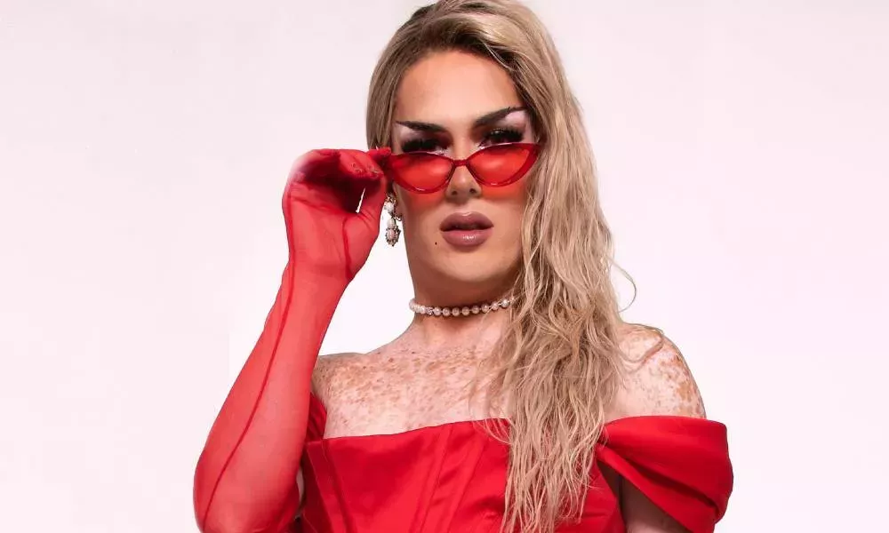Elektra Fence, de Drag Race, explica por qué la gente LGBTQ+ necesita el Orgullo más que nunca