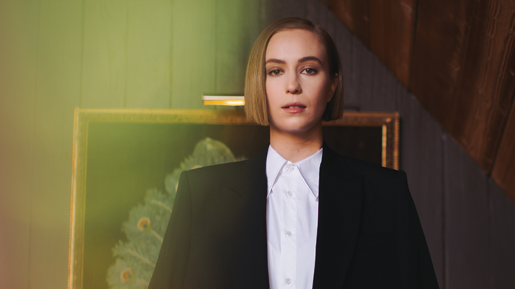 Hannah Einbinder cuenta su experiencia con el síndrome del impostor