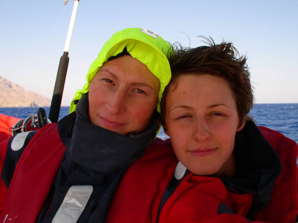 Una pareja de lesbianas da la vuelta al mundo durante 16 años