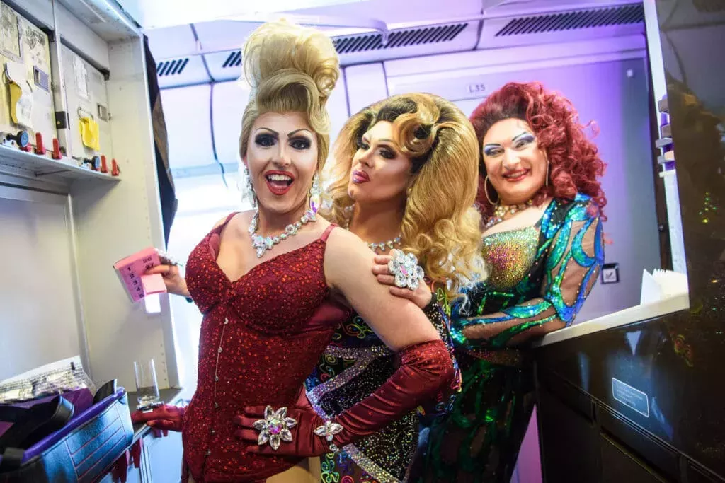 Virgin Atlantic busca al próximo icono drag del Reino Unido para que actúe con las leyendas de Drag Race en el Mes del Orgullo