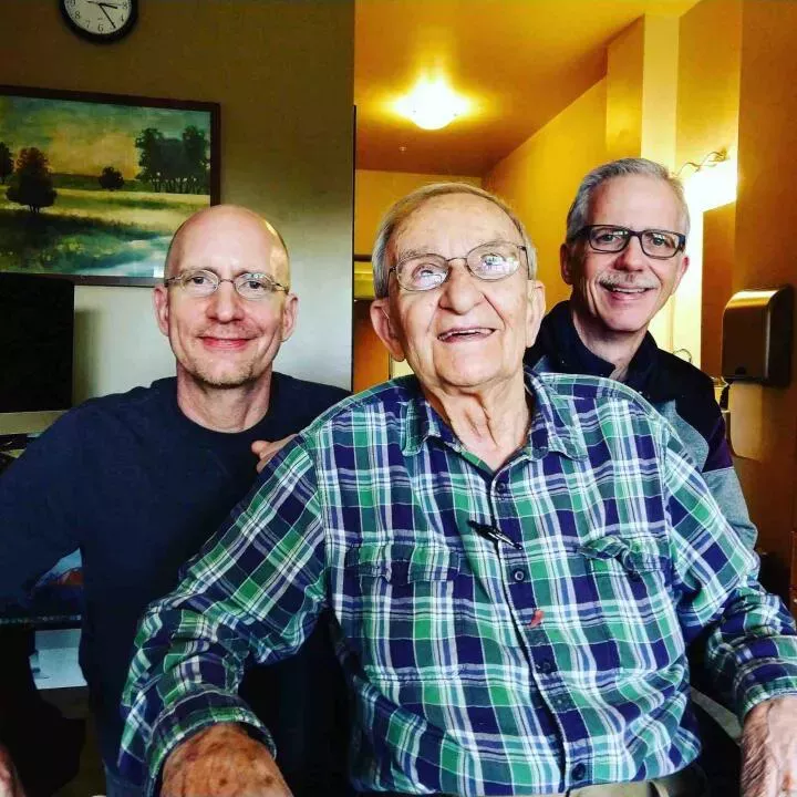 15 inspiradoras historias de salida del armario de homosexuales