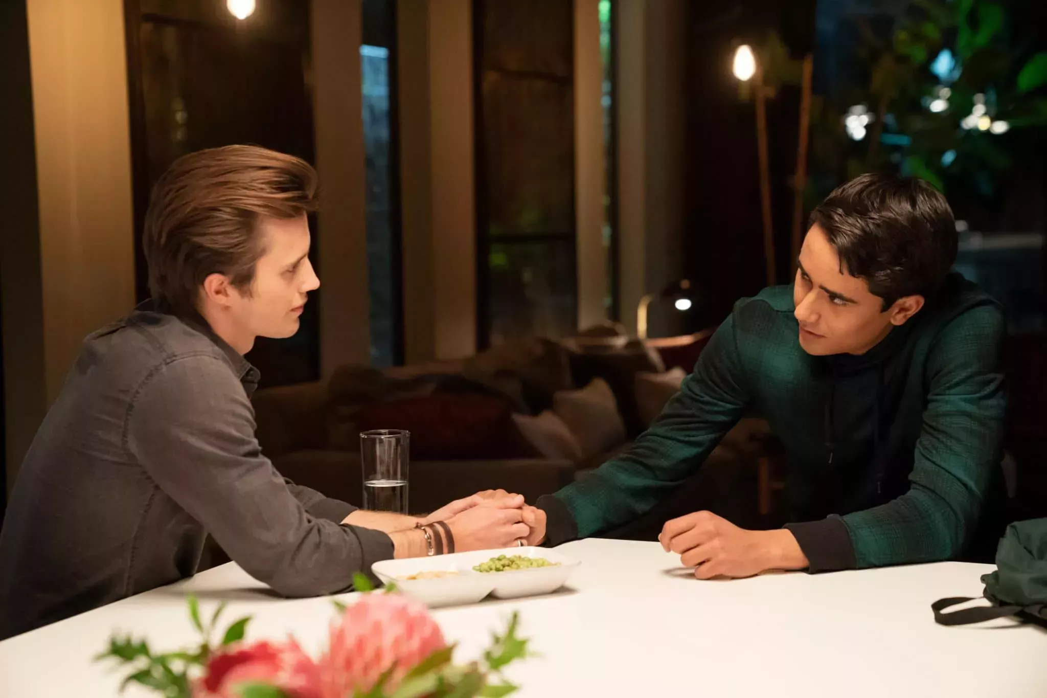 George Sear de Love, Victor estaba 